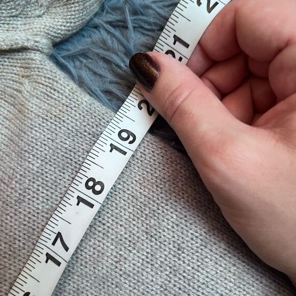 Brochu Walker The Looker Layered V-Neck Sweater Light Chia Printed Combo Size XS - Picture 4 of 6